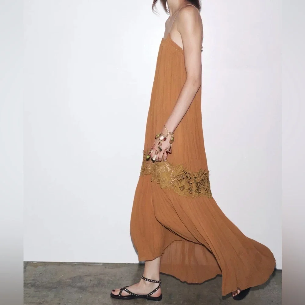 Zara ZW collection wrinkled embroidered dress - Picture 2 of 5